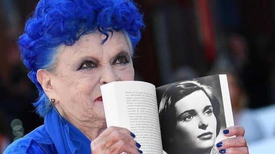 لوچیا بوزه، ستاره زیبای سینمای کلاسیک در 89 سالگی درگذشت 1