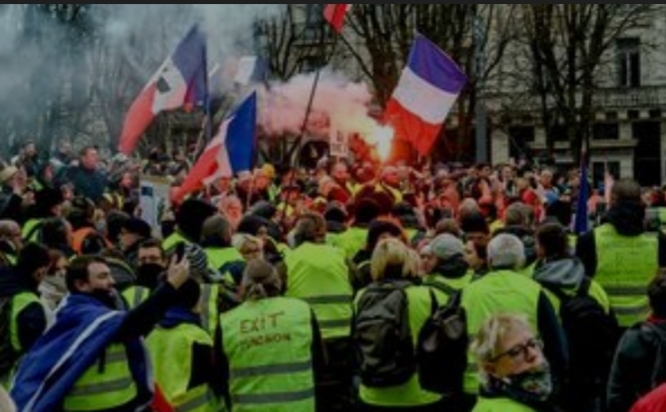 شصت و چهارمین هفته اعتراض فرانسوی ها ! 1
