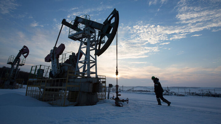 تولید نفت روسنفت ۲.۲ درصد کاهش یافت! 1