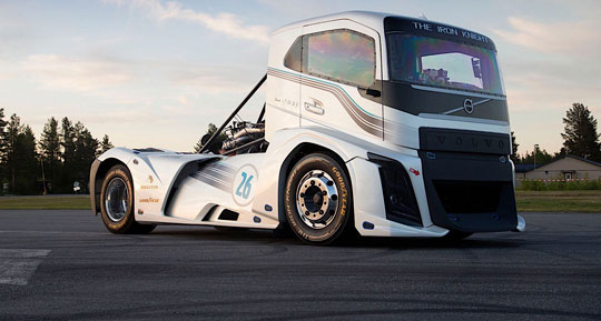 اعلام جزئیات رکورد شکنی سریع ترین کامیون جهان 1