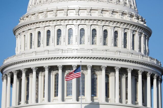 تصویب طرح نیم تریلیون دلاری برای جبران خسارات کووید 19 در کنگره آمریکا 1