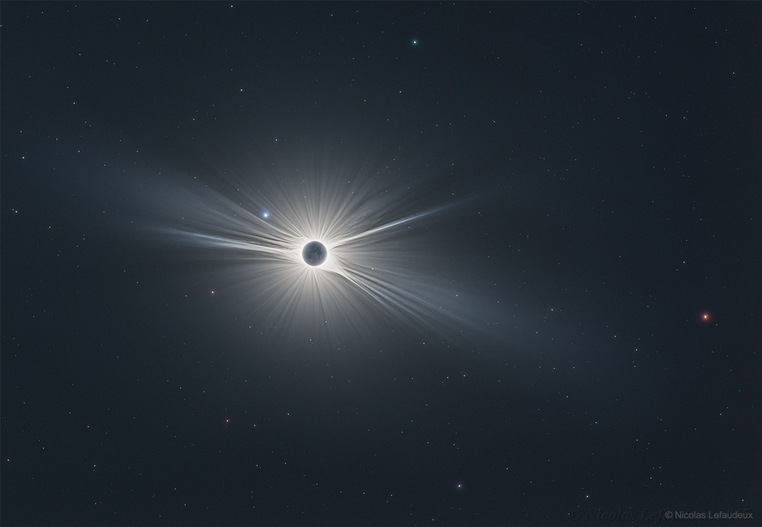 میدان دید عریض از خورشید گرفتگی+تصویر نجومی روز 1