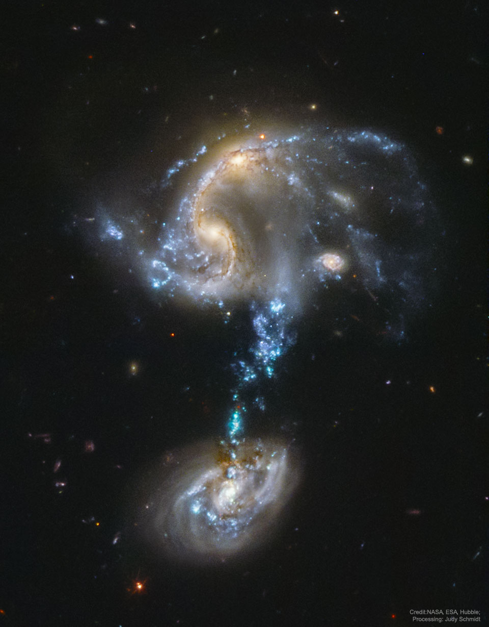 یک گروه کهکشانی در حال ادغام 1