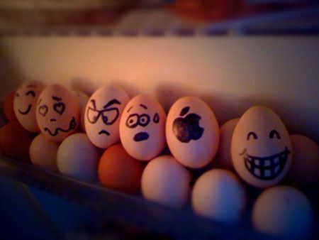 عکس های خنده دار از تخم مرغ های رنگ شده و جالب 1