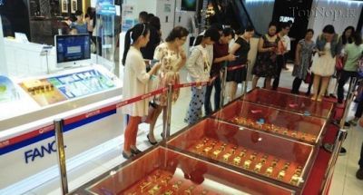 مسیری از شمش طلا برای گذر مشتریان در چین !! 1