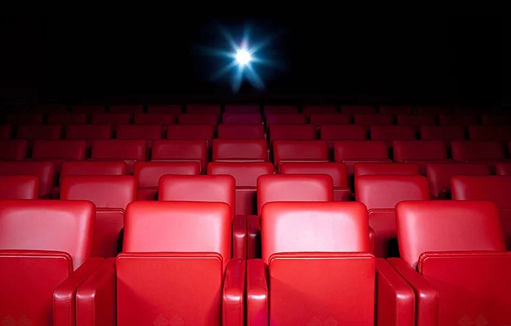 Cineworld به خاطر تاخیر فیلم No Time to Die تمام سینماهای خود را تعطیل می‌کند 1