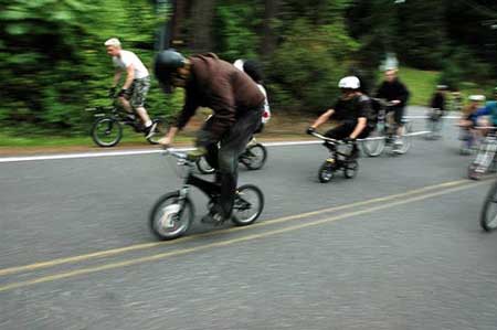 عجیب و غریب ترین مسابقه دوچرخه سواری در دنیا+تصاویر 1
