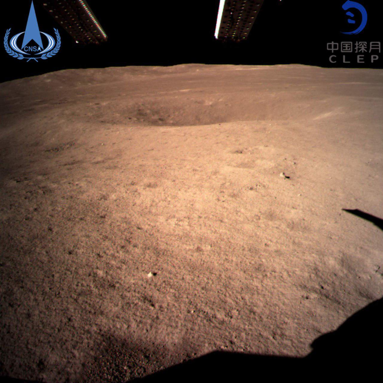کاوشگر چین در نیمه پنهان ماه+تصویر نجومی روز 1